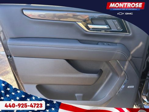 New 2026 GMC Yukon XL Elevation image 21