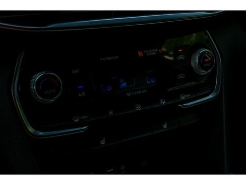 Used 2020 Hyundai Santa Fe SEL w/ Cargo Package FWD image 25