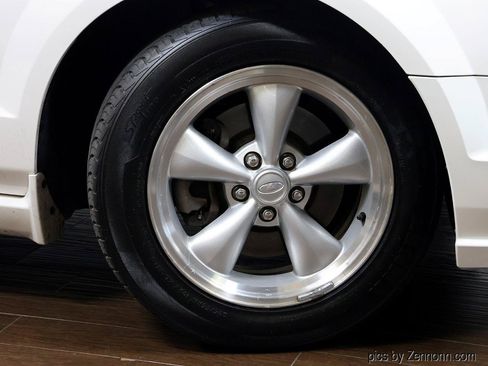 Used 2007 Ford Mustang GT RWD image 4