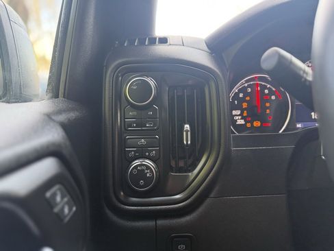 Used 2022 Chevrolet Silverado 1500 Custom w/ Safety Confidence Package image 23