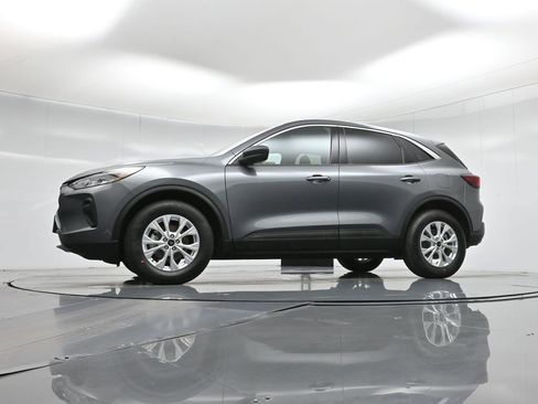 Certified 2024 Ford Escape Active w/ Tech Pack #1 image 8