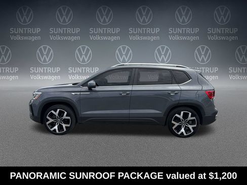Used 2022 Volkswagen Taos SEL w/ Panoramic Sunroof Package AWD/4WD image 2