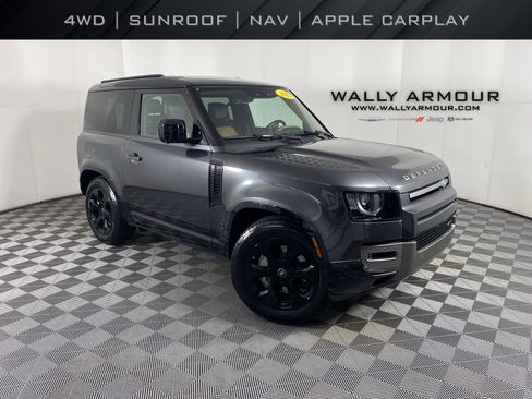 Used 2023 Land Rover Defender 90 X-Dynamic SE image 1