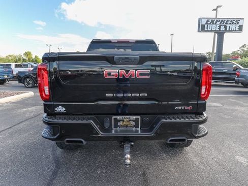 Used 2021 GMC Sierra 1500 AT4 w/ AT4 Premium Package AWD/4WD image 8