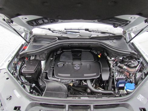 Used 2014 Mercedes-Benz ML 350 4MATIC image 24