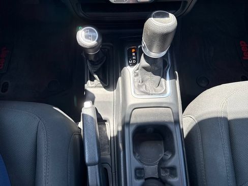 Used 2023 Jeep Wrangler Unlimited Sport AWD/4WD image 22