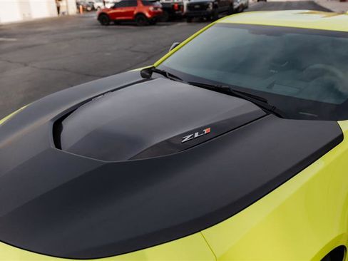 Used 2019 Chevrolet Camaro ZL1 image 20