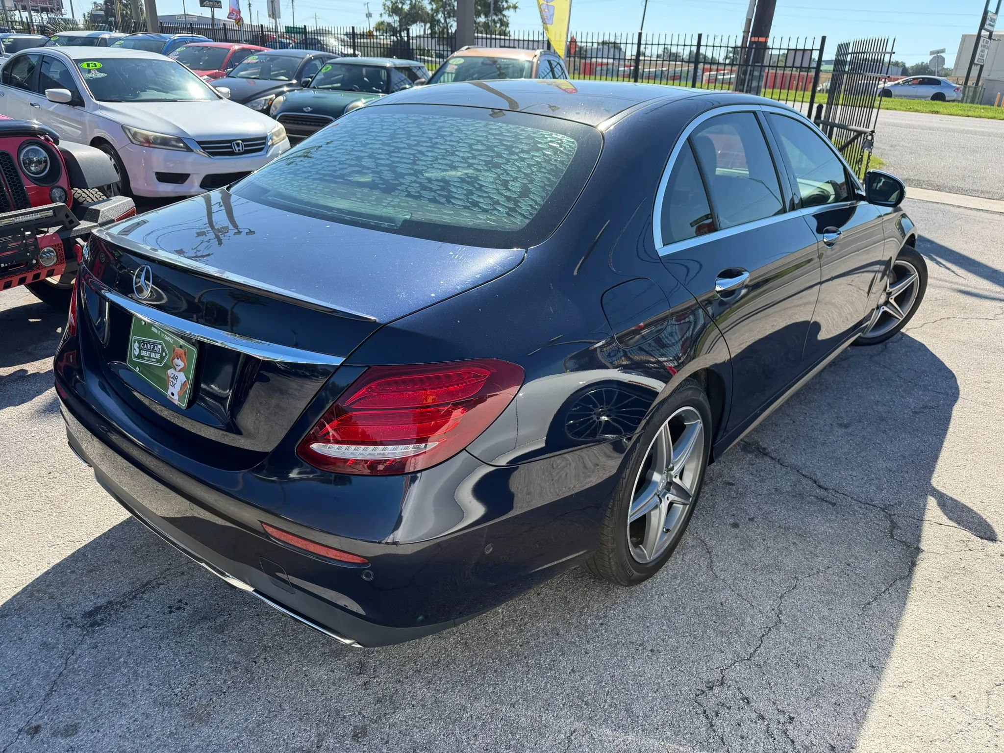 Used 2017 Mercedes-Benz E 300 image 4