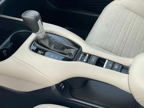 Used 2024 Honda HR-V LX image 21