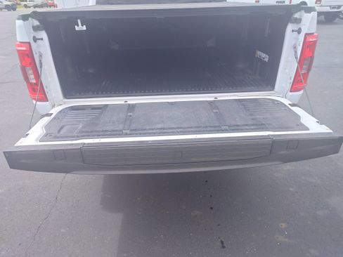 Used 2022 Ford F150 XLT w/ Equipment Group 302A High AWD/4WD image 9