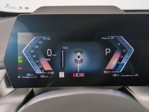 Used 2026 BMW X1 xDrive28i w/ Technology Package image 16