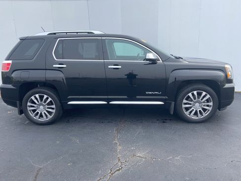 Used 2017 GMC Terrain Denali image 14