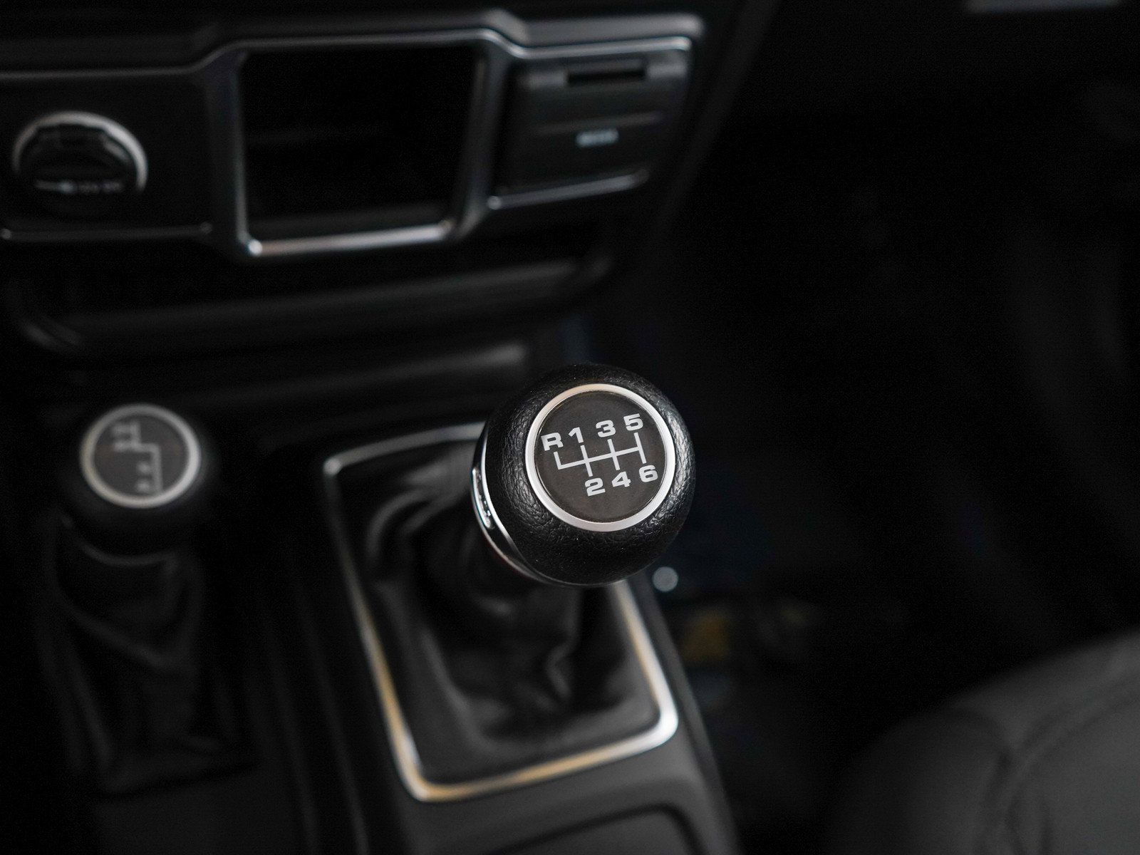 Used 2021 Jeep Wrangler Sport AWD/4WD image 21