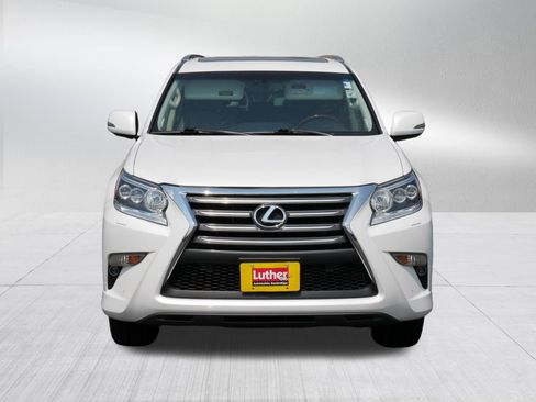 Used 2018 Lexus GX 460 Premium w/ Premium Package AWD/4WD image 2