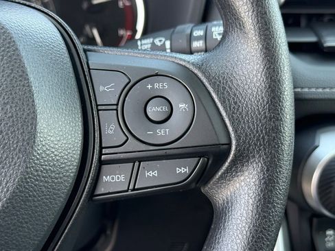 Certified 2025 Toyota RAV4 XLE AWD/4WD image 22