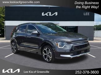 Used 2024 Kia Niro EX Touring FWD video 1