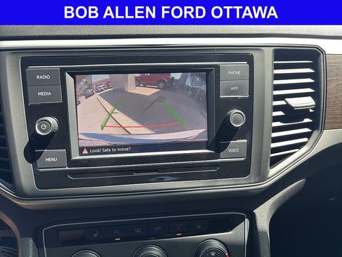 Used 2022 Volkswagen Atlas SE AWD/4WD image 16