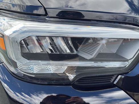 Used 2023 Toyota Tacoma Limited image 9