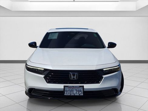 Used 2025 Honda Accord Sport image 2