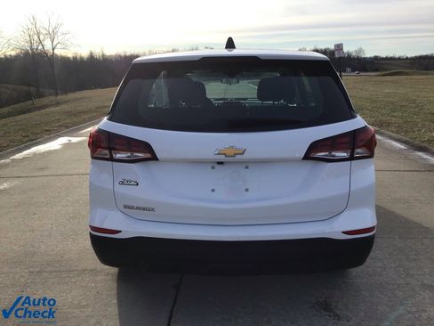 Used 2024 Chevrolet Equinox LS image 4