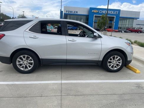 Used 2020 Chevrolet Equinox LT AWD/4WD image 4