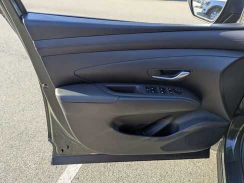 Used 2025 Hyundai Tucson SEL FWD image 15
