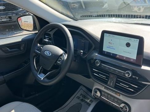 Used 2025 Ford Escape Active w/ Cold Weather Package AWD/4WD image 64