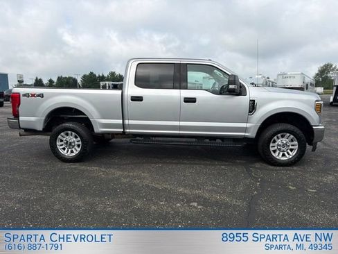Used 2019 Ford F250 XLT AWD/4WD image 2