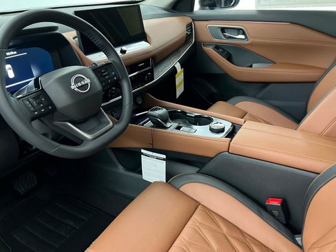 New 2026 Nissan Rogue Platinum w/ Platinum Premium Package image 15