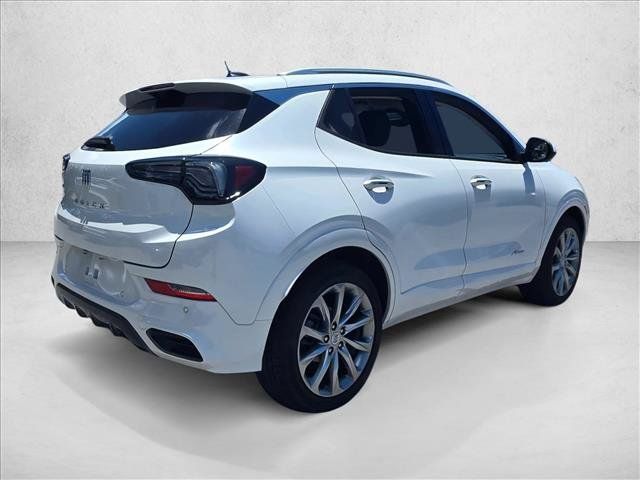 Used 2025 Buick Encore GX Avenir w/ Avenir Technology Package FWD image 5