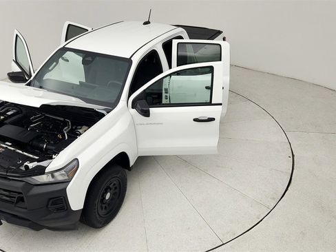 Certified 2024 Chevrolet Colorado W/T w/ WT Convenience Package II image 41