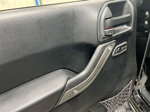 Used 2017 Jeep Wrangler Unlimited Sport w/ Quick Order Package 24S image 18