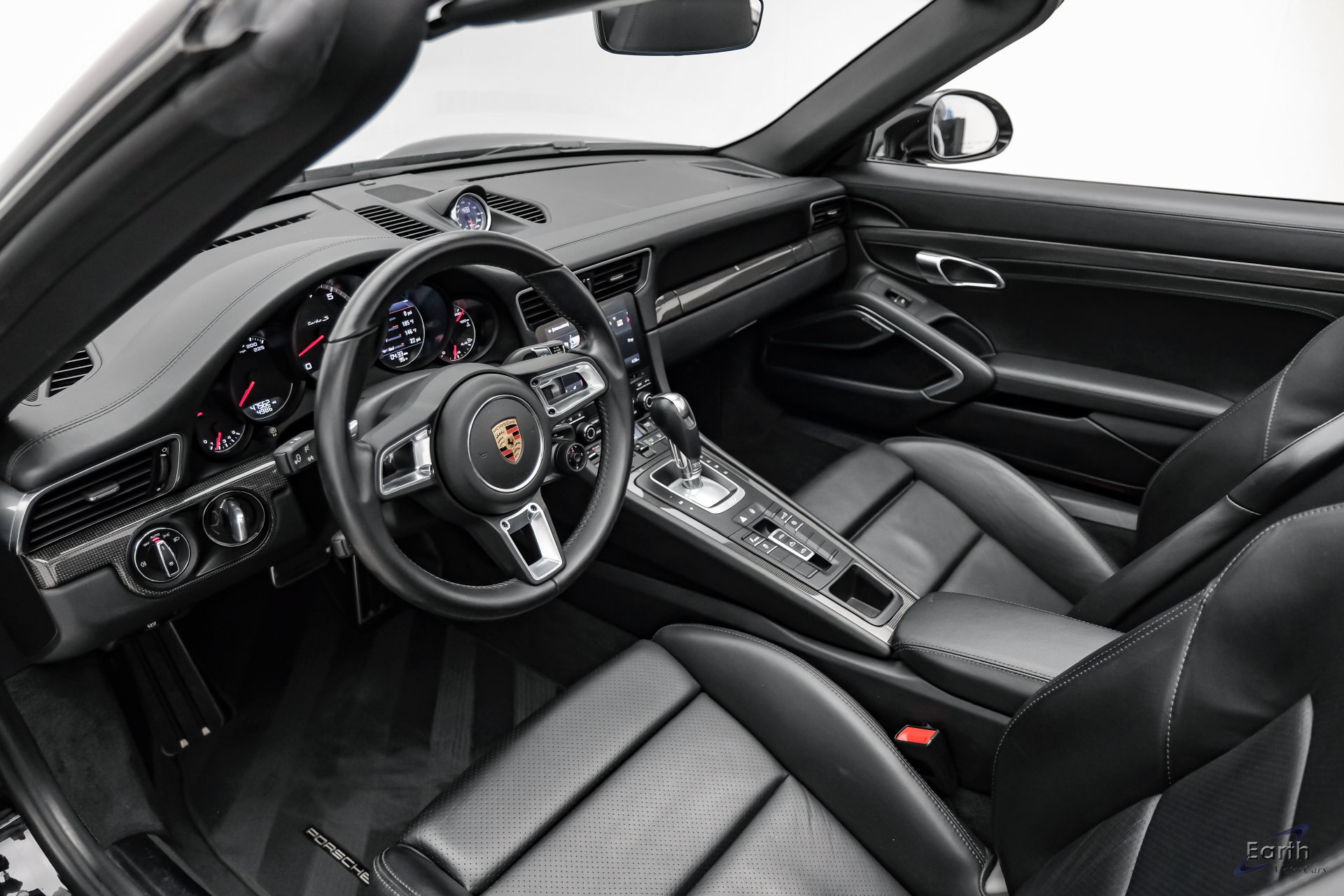 Used 2019 Porsche 911 Turbo S AWD/4WD image 3