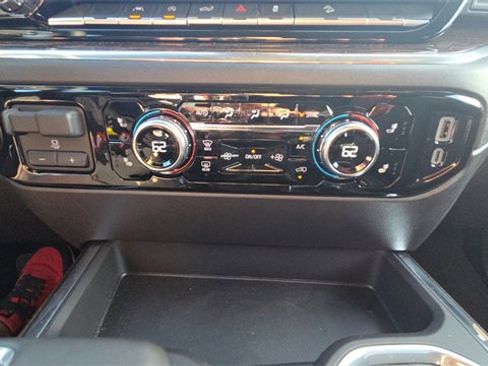 Used 2025 GMC Sierra 1500 Elevation w/ X31 Off-Road Package image 30