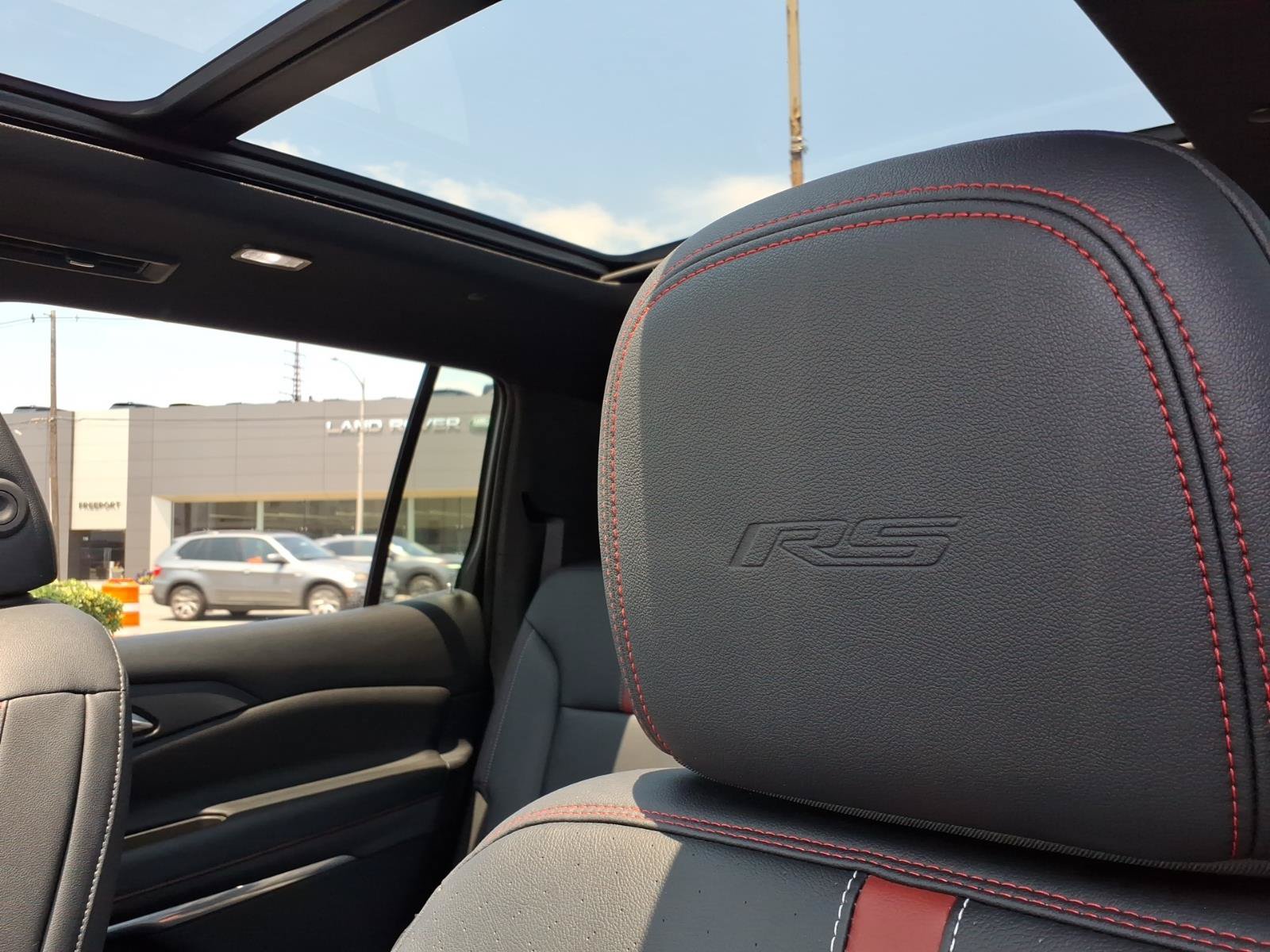 Used 2024 Chevrolet Traverse RS AWD/4WD image 25