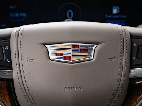 Used 2023 Cadillac Escalade Premium Luxury Platinum image 34