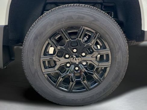 New 2026 Chevrolet Colorado W/T w/ WT Custom Package RWD image 32