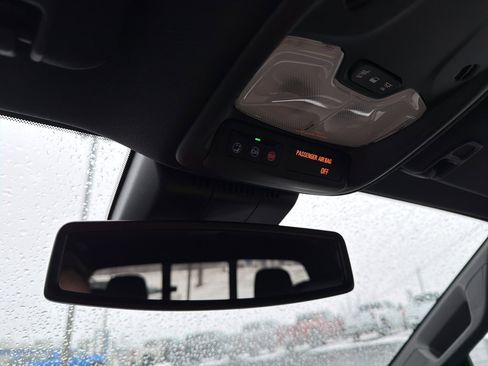 Used 2025 GMC Canyon Elevation w/ Convenience Package image 19