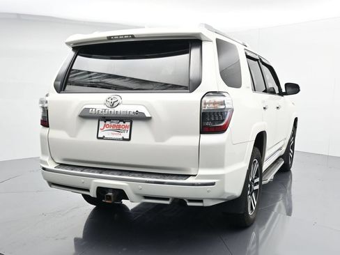Used 2017 Toyota 4Runner Limited AWD/4WD image 6