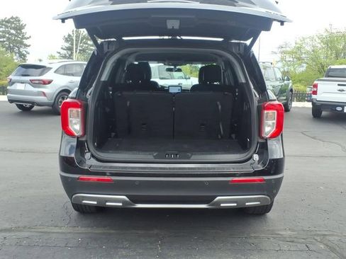 Used 2024 Ford Explorer XLT w/ Equipment Group 202A AWD/4WD image 7