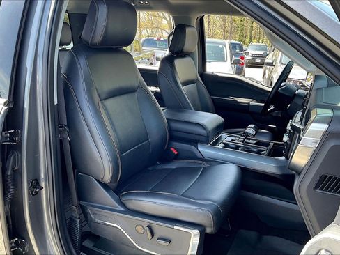 Used 2022 Ford F150 Lariat image 7