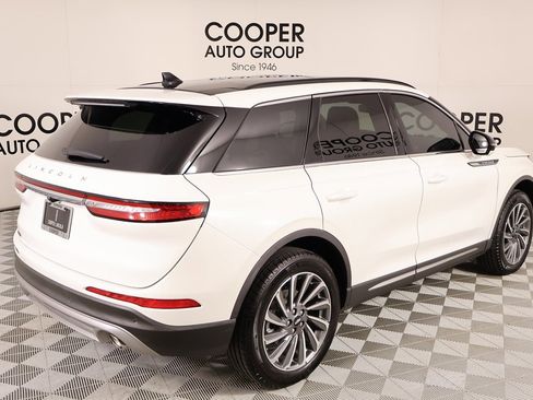 Certified 2025 Lincoln Corsair Reserve w/ Equipment Group 202A image 21