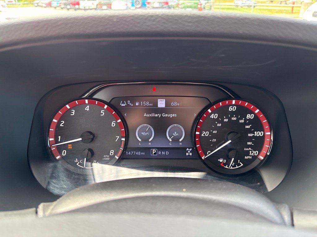 Used 2022 Nissan Frontier PRO-4X AWD/4WD image 39