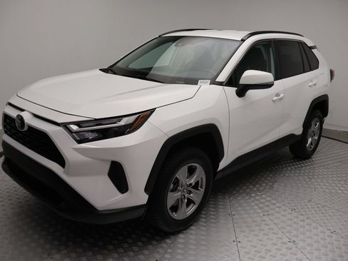 Certified 2025 Toyota RAV4 XLE FWD image 2