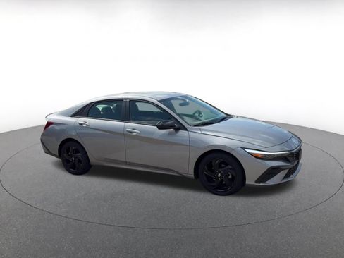 Used 2026 Hyundai Elantra Sport FWD image 2