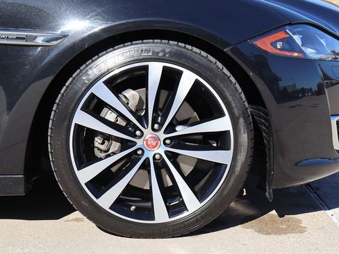 Used 2019 Jaguar XJ L Portfolio image 62