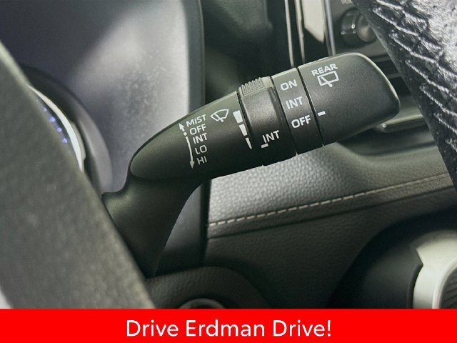 Used 2021 Toyota RAV4 XLE FWD image 16