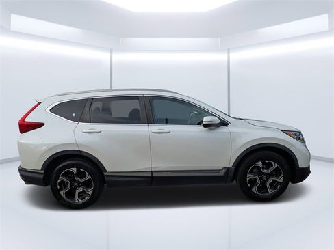 Used 2017 Honda CR-V Touring image 3