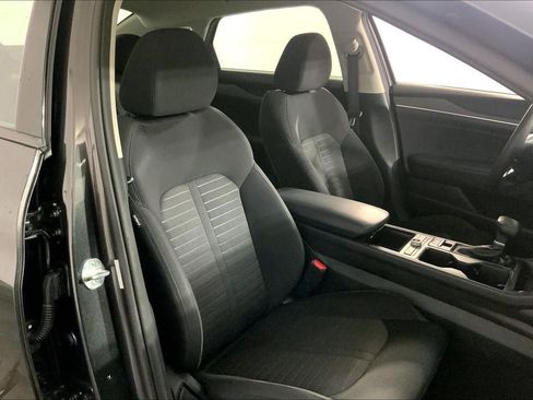 Used 2025 Kia K5 LXS FWD image 7