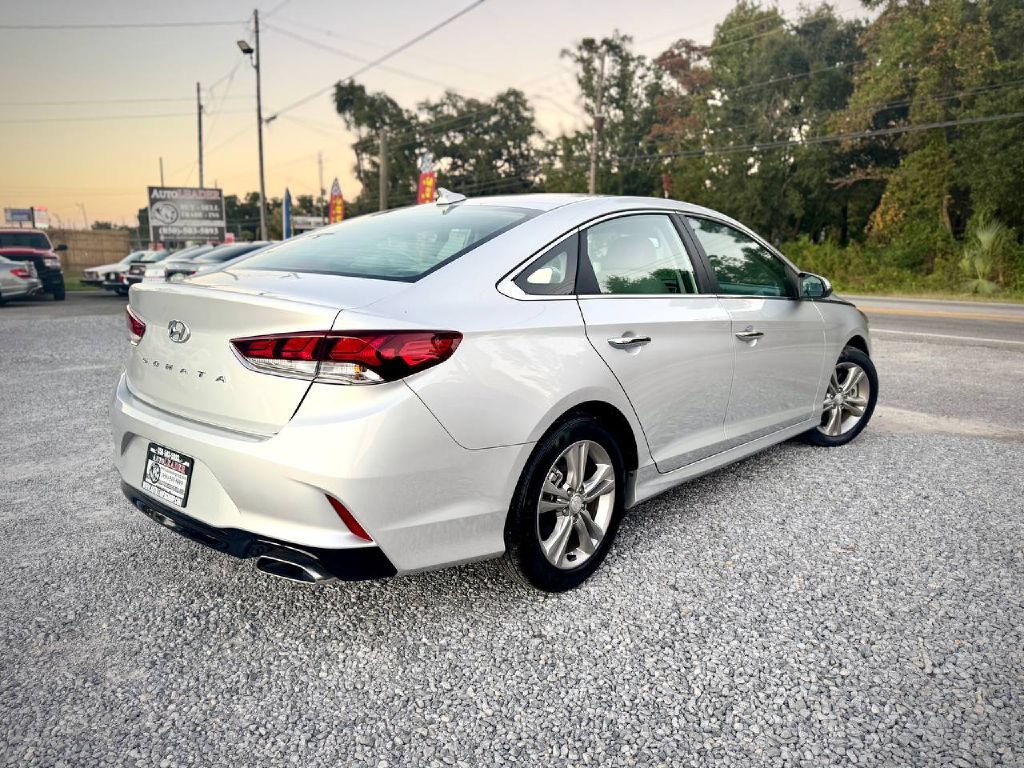 Used 2018 Hyundai Sonata SEL w/ Tech Package 02 FWD image 4